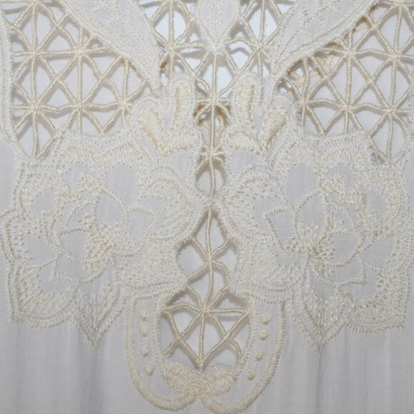 FOREVER 21 WOMENS CREAM CROCHET TOP BLOUSE SZ M SLEEVELESS RAYON LIGHTWEIGHT - Picture 12 of 12